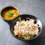 豚しゃぶマシマシカレーつけ麺 ExtraThin sliced Curry soup and cold noodles（カレー麺 実之和 伊勢佐木町店）