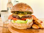 ハラペーニョベーコンチーズバーガー(フライドポテト付)（Blue Green BURGER 市川店）