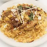 チキンビリヤニ・ライタセット(Chicken Biryani・Raita Set)（インドレストラン＆バー ディヤ）