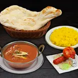 タンドリーチキンカレーセットTandoori Chicken Curry Set（インド料理サムザナ）