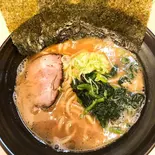 とんこつラーメン（横浜ラーメン味王）