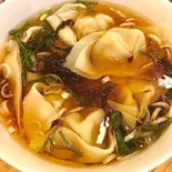 手作り肉ワンタン混沌（豆早点GINZA）
