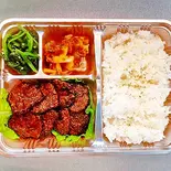 ハラミ弁当 ご飯大盛り（390 ホルモン焼肉）