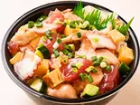 ハワイアンポキ丼 (53)（魚丼 北千住本店）