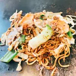 ミックス焼きそば（のびる屋 ～たまごかけJr.のお店～）