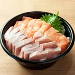 でか盛りサーモンぶり丼（【元祖】でか盛り海鮮問屋 すすきの店）
