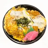 チキンカツ丼（BISTRO DANDE LION）
