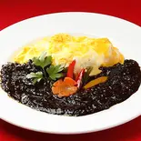 オム黒カレー(カフェ マママリー)