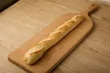 フランスパン（【富士山の溶岩窯の店】パンの実）