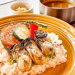 燻製カキカレー 2~4個（カキノキテラス）