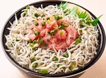 シラスねぎとろ丼(129)（魚丼 中村橋駅北口店）