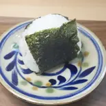 大きいおにぎりおかか（デリ＆カフェ桃の実）