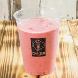 【022】Freshストロベリースムージー（サンドイッチと揚げパンの茶筅）