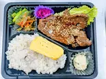 牛ハラミ(デラックス弁当)(キッチンパッパーレ)