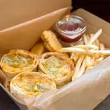 焼きチーズハイローラーとスナック＆ドリンクセット（マルコストア）