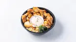 やきとり丼(焼肉と肉 Bistro SAPANA)
