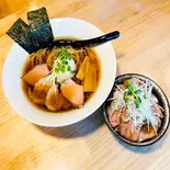 極旨虜醤油ラーメンと豚肩ロース丼(ミニ)のセット（ORENO虜RAMEN）