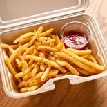 山盛りポテトフライ(プレーン)(肉バル Trim 神谷町)
