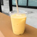 マンゴラッシ/Mango Lassi（本場の味インド料理ガネーシャ/Authentic taste Indian food Ganesha）