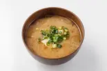味噌汁（むすびや くまさん）