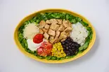 スパイシーチキンサラダ Spicy Chicken Salad（フリホーレスブリトー＆サラダ 麻布十番）