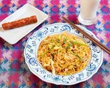 チキンチャウメンセット / Chicken Chowmein Set(インドネパール料理ナマステネリマ枝)