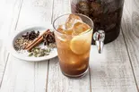 自家製クラフトコーラ ヤドコーラ 【クラシカル】（本格スパイスカレー ヤドカリー 谷町コーラ店）