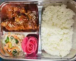 ヤンニョムチキンごはんセット/Yangnyeom chicken rice set（ロイヤルキンパ 練馬）