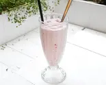 ストロベリーシェイク Strawberry Shake（BurgerMania恵比寿店）