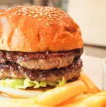 ダブルバーガー（Sherry's Burger Cafe）