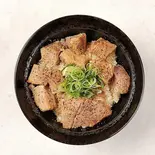 肉メシ（ラーメンわら）