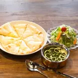 Gセット ほうれん草チキンカレー チーズナンかチョコレートナン サラダ付（TAREMAM）