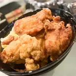 鳥の唐揚げ(居酒屋Dining Chi-'m)