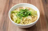 博多もつちゃんぽん しょうゆ味(博多もつ鍋おおやまリンクスウメダ)