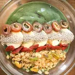 【当店人気No.2】ロースピルリナスムージーボウルRaw spirulina Smoothie Bowl（メデルデリ奥沢店）
