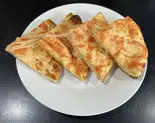 明太チーズナン/Pollack Roe ＆ Cheese Naan（AASTHA Asian Indian Restaurant）