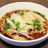 干し豆腐、豚肉、ネギスープ（聚楽飯店）