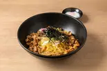 【やみつきトッピング】+油そば(味の天徳 分倍河原店)
