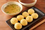 はっちゃんの明石焼き ハーフ&ハーフ(まるちゃんのたこ焼き 上青木3丁目店)