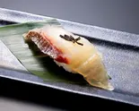 江戸前天然真鯛昆布〆 Wild Red Snapper with marinated kelp(東京寿司 ITAMAE SUSHI 愛宕店 Tokyo Sushi Itamae Sushi Atago)