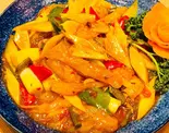 青唐辛子の牛筋煮込み【泡椒牛蹄筋】（川覇王）