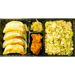 餃子とチャーハン弁当（一心堂 下井草店）