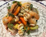 Assiette méditerranéenneシーフードと野菜の地中海風（Le Parisien）