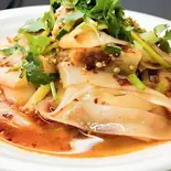 リャンピ 凉皮 Liangpi（延边烧烤 麻辣湯）