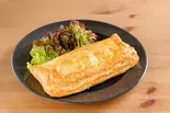 とろ~りチーズのミートパイ(Meat Pie)（Australian Cafe＆Bar Manly カフェ マンリー 天神店）