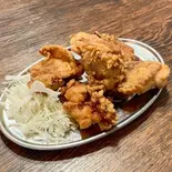 静岡の鶏から（静岡おでんと浜松餃子 Feathrs）