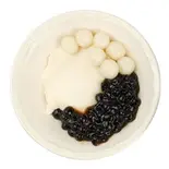 白玉・タピオカ豆花(Sticky rice dumplings and Boba Tofu Pudding)（二吉軒監修 豆漿日和 吉祥寺本店）