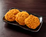 鶏メンチ(3ヶ入)（なるとキッチン荻窪店）