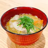ごろごろ野菜と豚肉の自家製豚汁【小】（【宅配どんぶり】 丼市場）