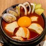 黒スンドゥブチゲ（やさい村大地 赤坂田町通り店）